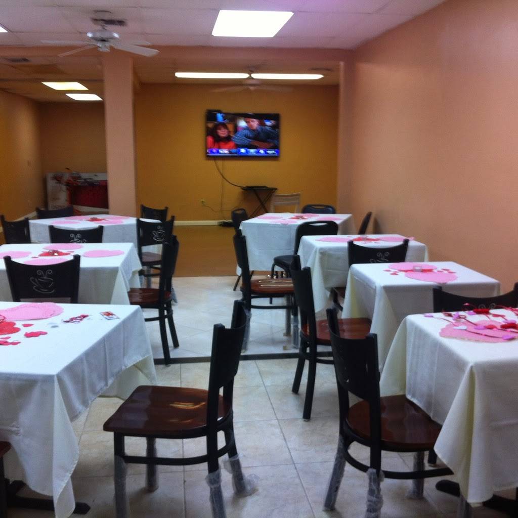 Aunty Sue Roti ToGo | restaurant | 2718 FL-7, Margate, FL 33063, USA | 9545324958 OR +1 954-532-4958