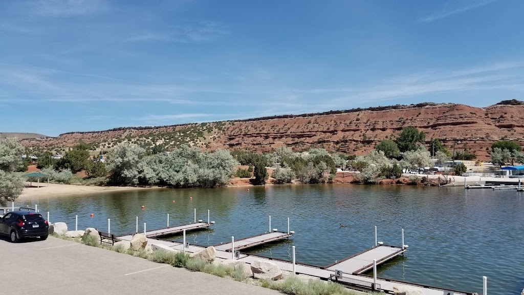 Alcova Resort | restaurant | 24025 Lakeshore Dr, Alcova, WY 82620, USA | 3074726666 OR +1 307-472-6666