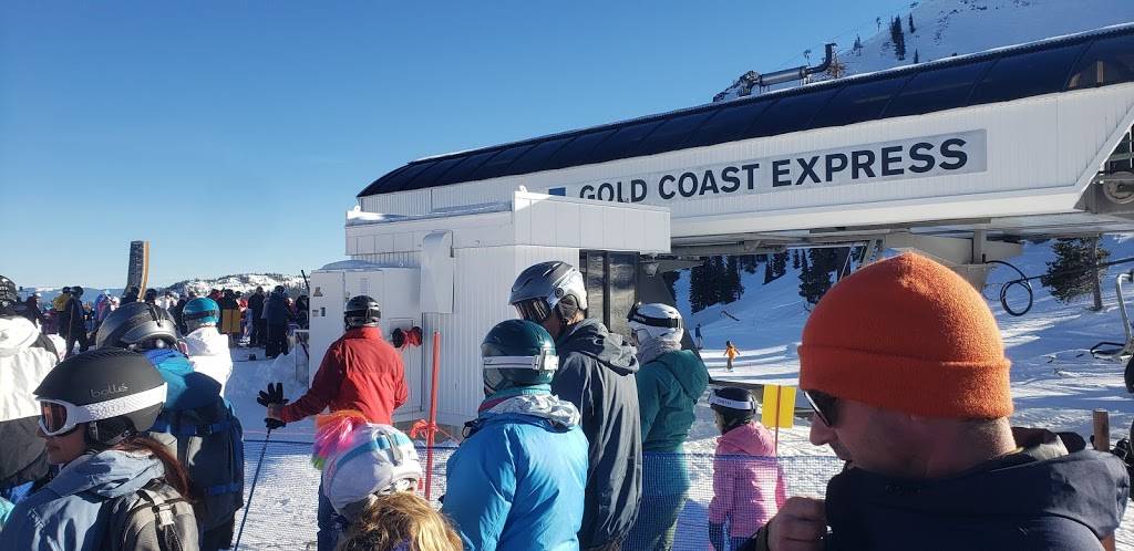 Gold Coast Lodge | restaurant | 1960 Squaw Valley Rd, Olympic Valley, CA 96146, USA | 5305846120 OR +1 530-584-6120