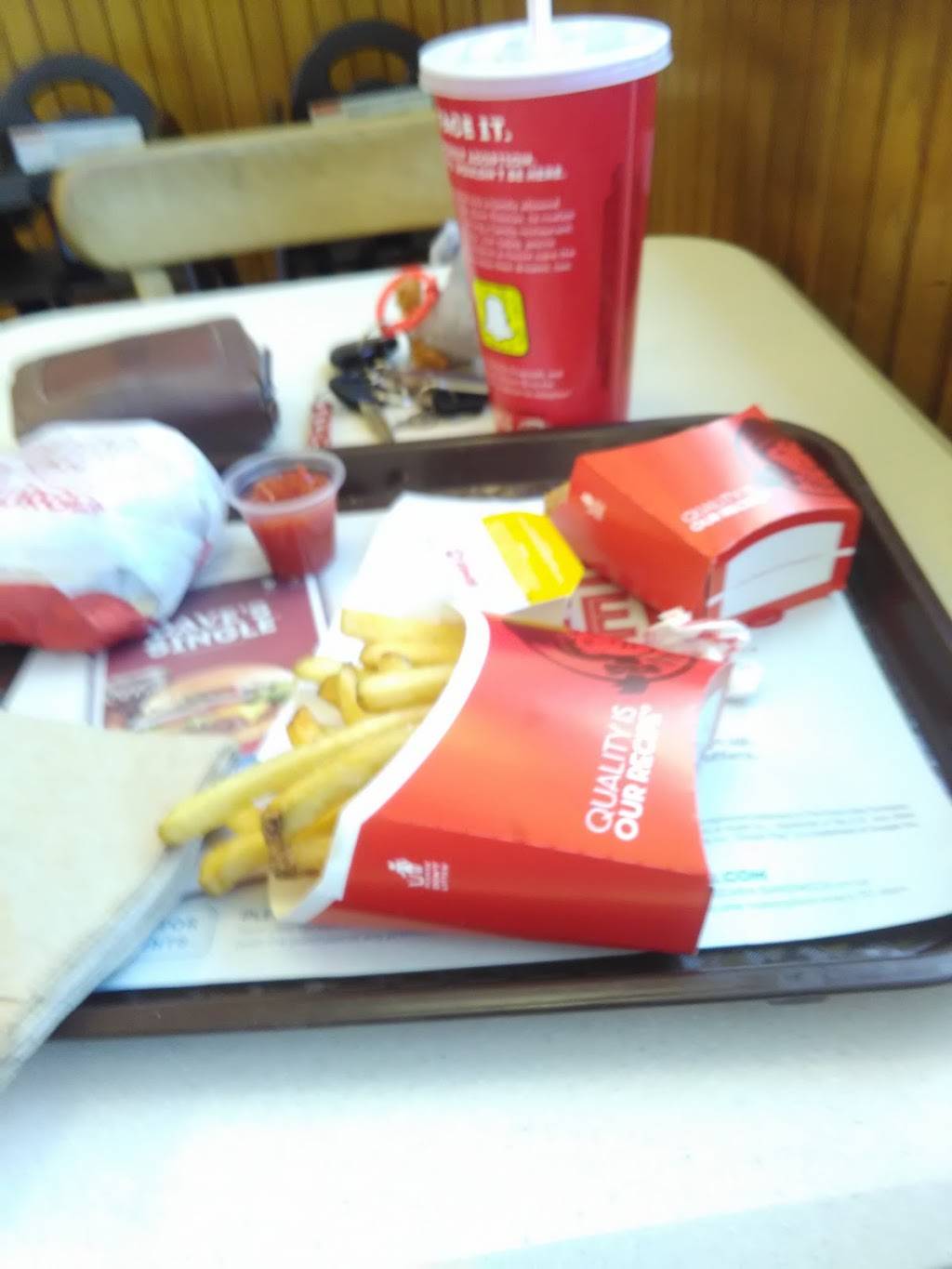 Wendys | restaurant | 216 E Hampton Ave, Sumter, SC 29150, USA | 8039349225 OR +1 803-934-9225