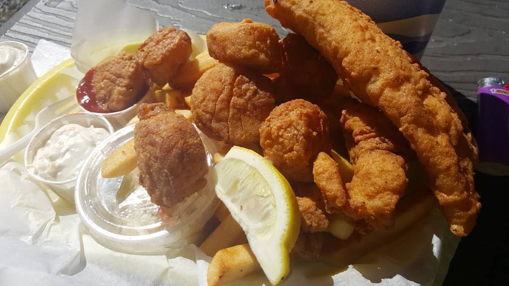 Mount Battie Take Out | meal takeaway | 247 Belfast Rd, Camden, ME 04843, USA | 2072366122 OR +1 207-236-6122