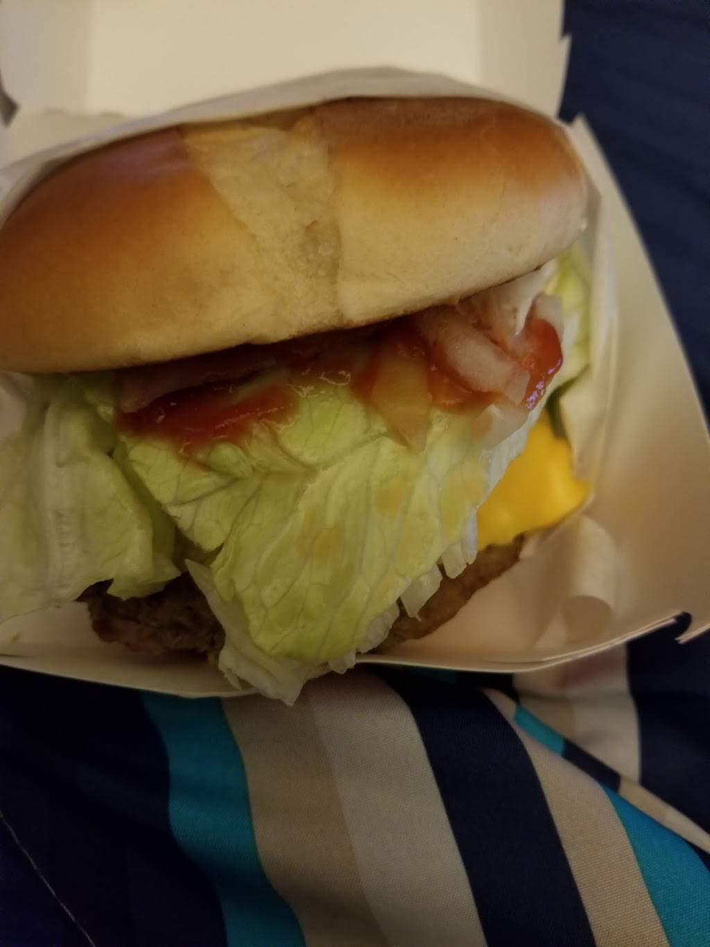 Jack in the Box | restaurant | 5320 Olive Dr, Bakersfield, CA 93308, USA | 6613933391 OR +1 661-393-3391