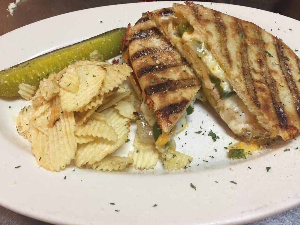 The Haus Pizzeria and Bar | restaurant | 14815 Clayton Rd, Chesterfield, MO 63017, USA | 6363865919 OR +1 636-386-5919