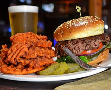 Kickers Buffet | meal takeaway | 951 Stand Rock Rd, Wisconsin Dells, WI 53965, USA | 6082530900 OR +1 608-253-0900