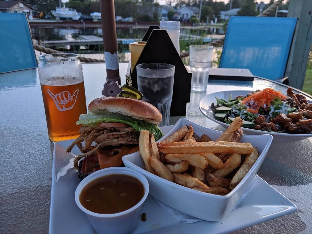 The Whistling Duck | restaurant | 75 Harbour St, Brighton, ON K0K 1H0, Canada | 6134754142 OR +1 613-475-4142