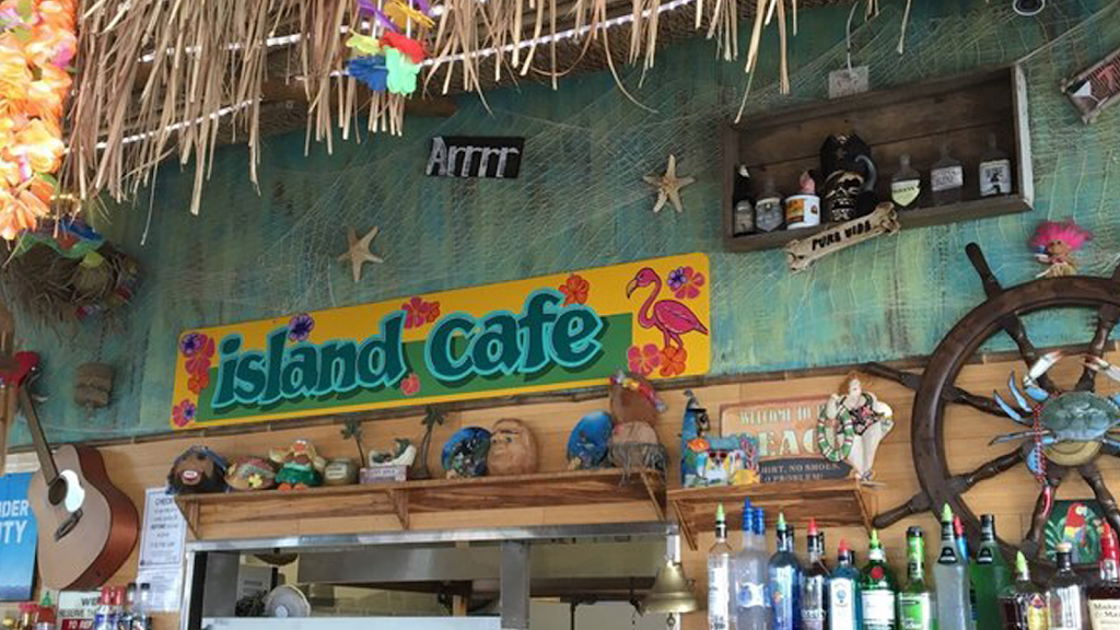 Island Cafe | restaurant | 250 NE Tomahawk Island Dr #22, Portland, OR 97217, USA | 5032830362 OR +1 503-283-0362