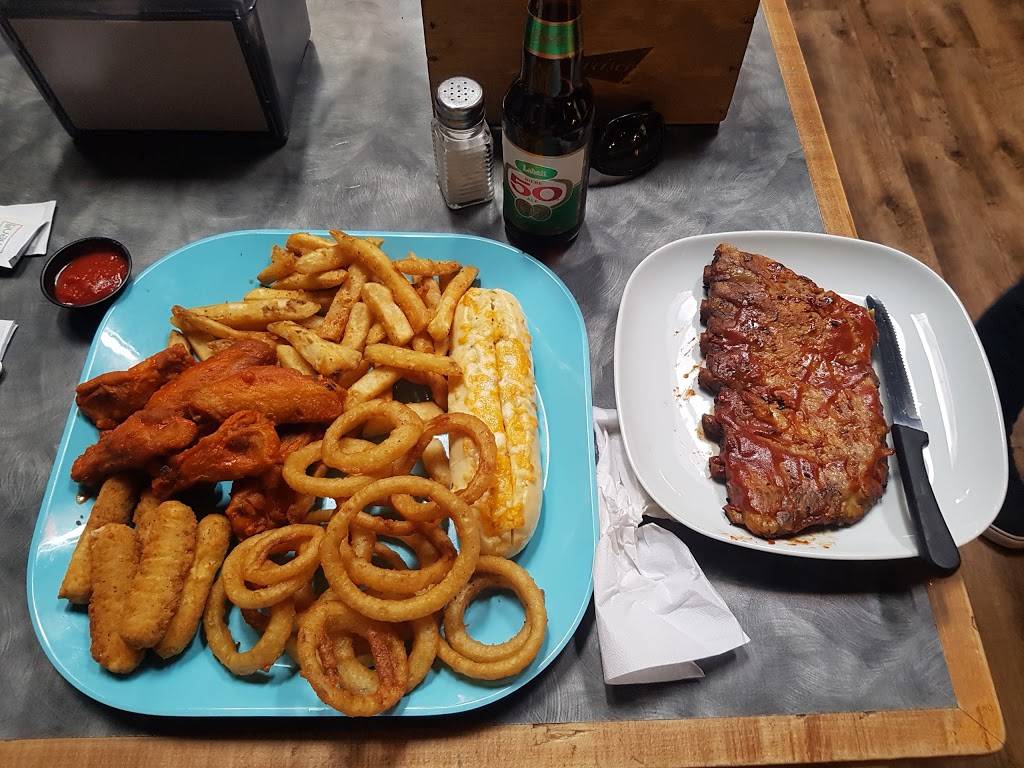 Touchdown Willys Tap & Grill | restaurant | 249 St Catharines St, Smithville, ON L0R 2A0, Canada | 9059578448 OR +1 905-957-8448