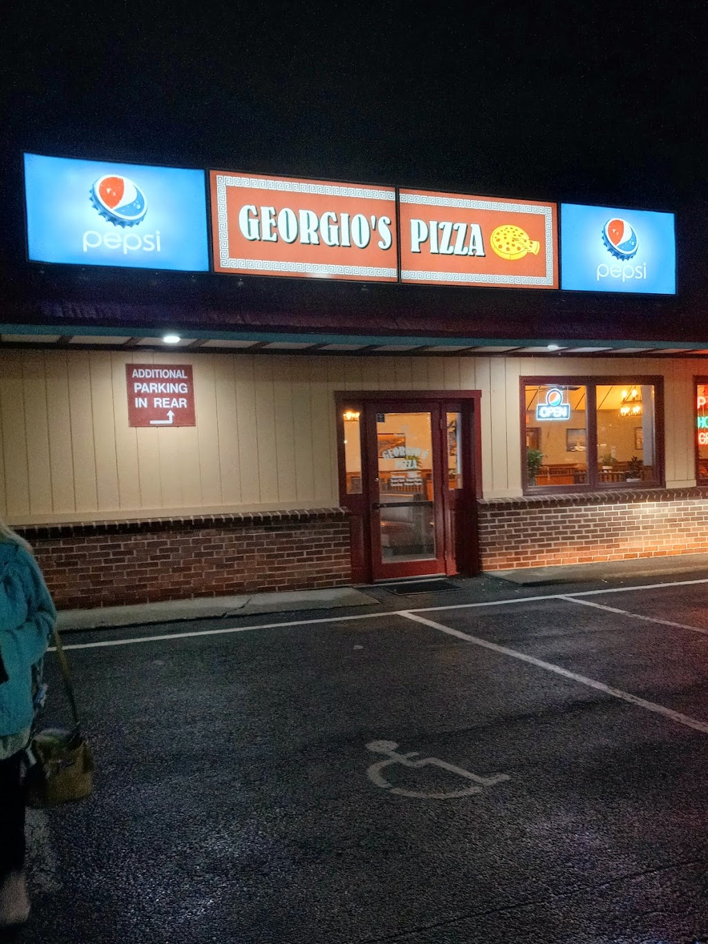 Georgios Pizza | restaurant | 25 Main St, Greenfield, MA 01301, USA | 4132233115 OR +1 413-223-3115