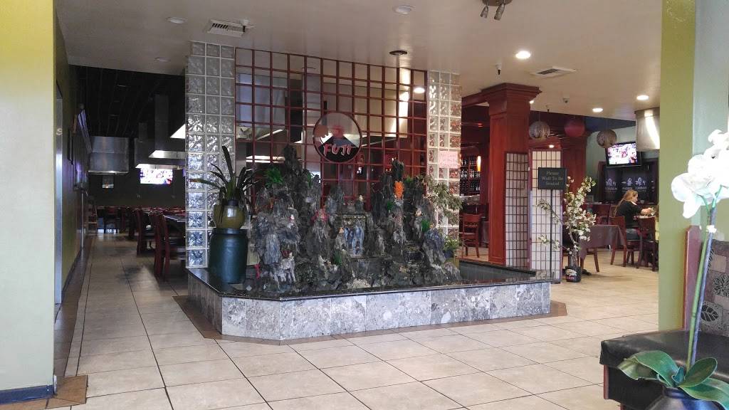 Fuji Japanese Steakhouse & Sushi | restaurant | 911 Camino del Rio S, San Diego, CA 92108, USA | 6192983854 OR +1 619-298-3854