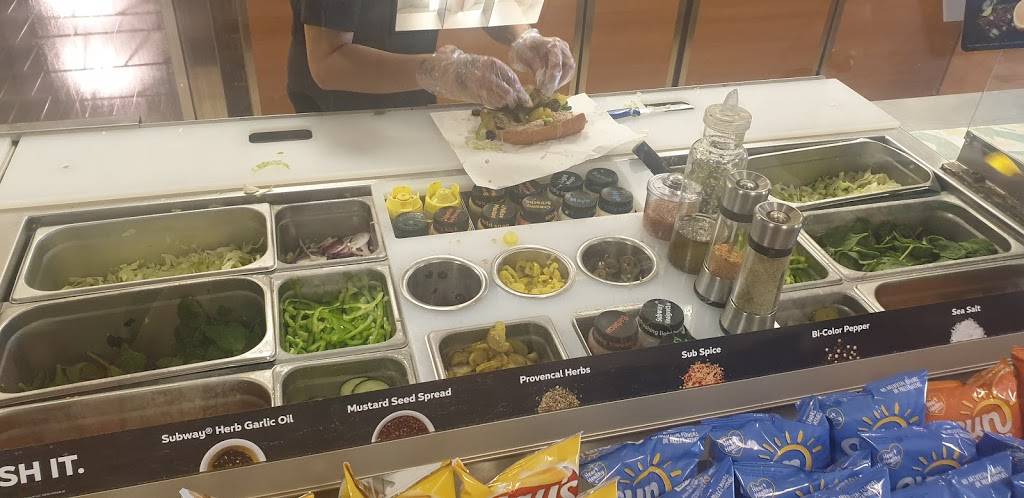 Subway | meal takeaway | 2741 S Staples St, Corpus Christi, TX 78404, USA | 3618522088 OR +1 361-852-2088