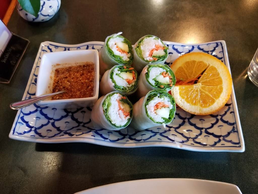 Thai Basil | restaurant | 1613 Douglas Blvd, Roseville, CA 95661, USA | 9167828424 OR +1 916-782-8424