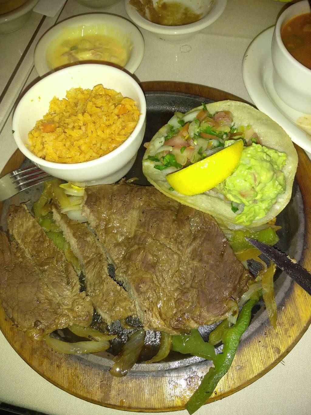 La Acapulqueña Mexican Restaurant Comida Rica | restaurant | 2706 Samuell Blvd, Dallas, TX 75223, USA | 2148280509 OR +1 214-828-0509