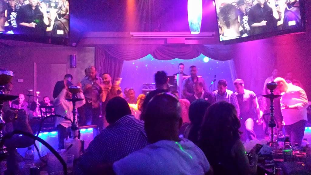 Lava Java Cafe of Dearborn | night club | 4656 Greenfield Rd, Dearborn, MI 48126, USA | 3139451500 OR +1 313-945-1500