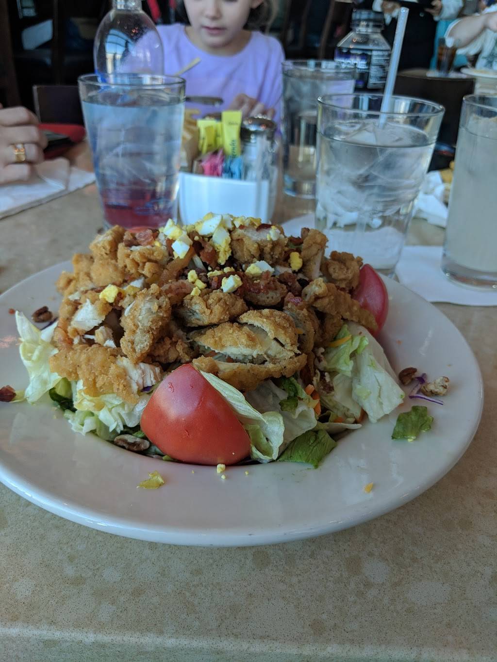 Cool River Cafe | cafe | 8091 Cedar Springs Road, Dallas, TX 75235, USA | 2143017515 OR +1 214-301-7515