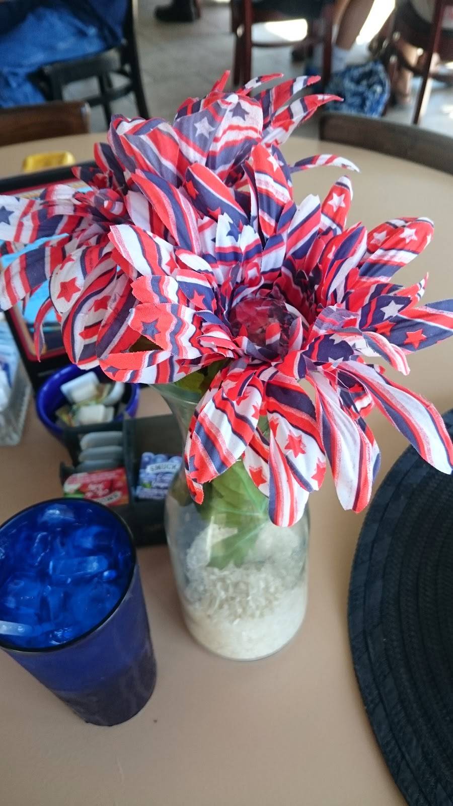 Happy Harbor Restaurant | restaurant | 533 Deale Rd, Deale, MD 20751, USA | 4108670949 OR +1 410-867-0949