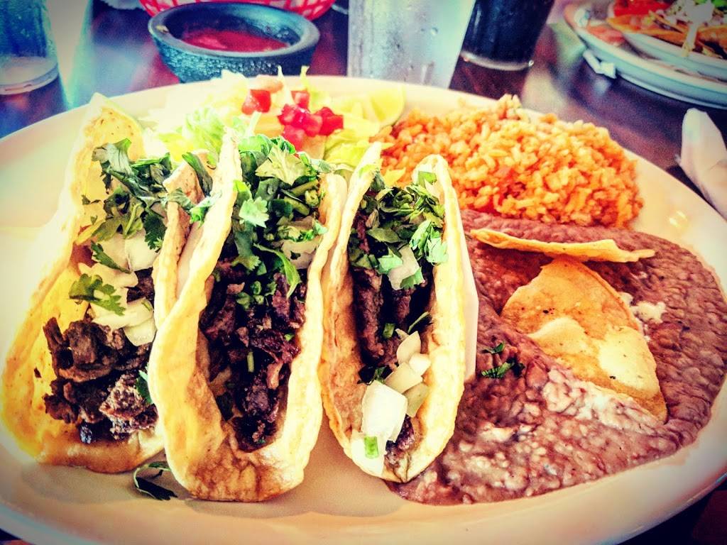 Camelias Mexican Grill | restaurant | 1304 E Eleven Mile Rd, Royal Oak, MI 48067, USA | 2485448900 OR +1 248-544-8900