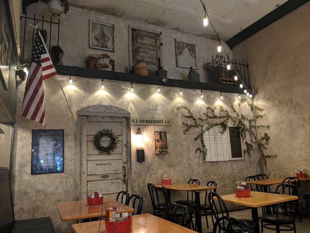 The Gourmet Pizza Shoppe | restaurant | 120 E State St, Redlands, CA 92373, USA | 9097923313 OR +1 909-792-3313