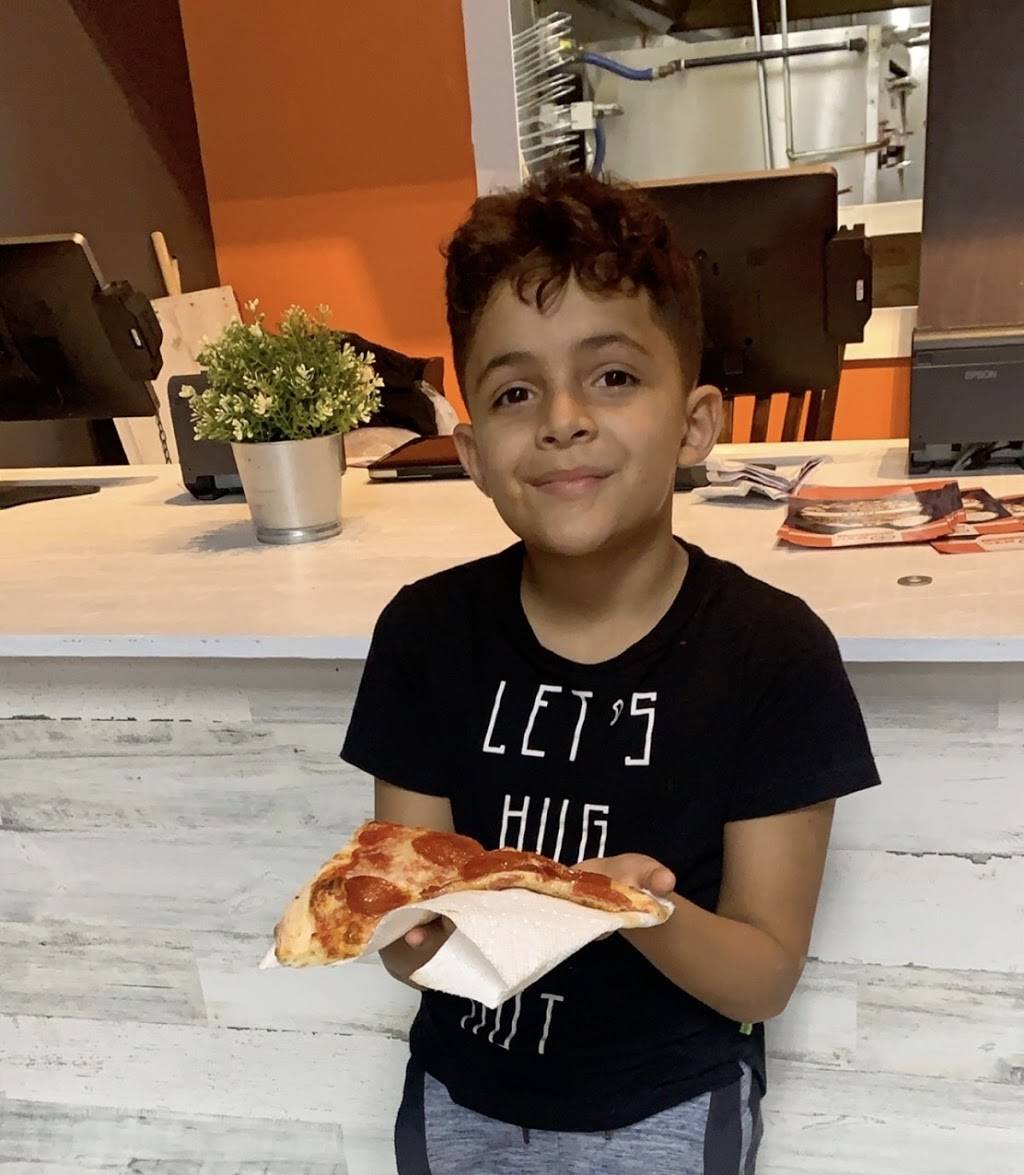 NYC Pizza And Subs | restaurant | 4836 Boiling Brook Pkwy, North Bethesda, MD 20852, USA | 3012316500 OR +1 301-231-6500