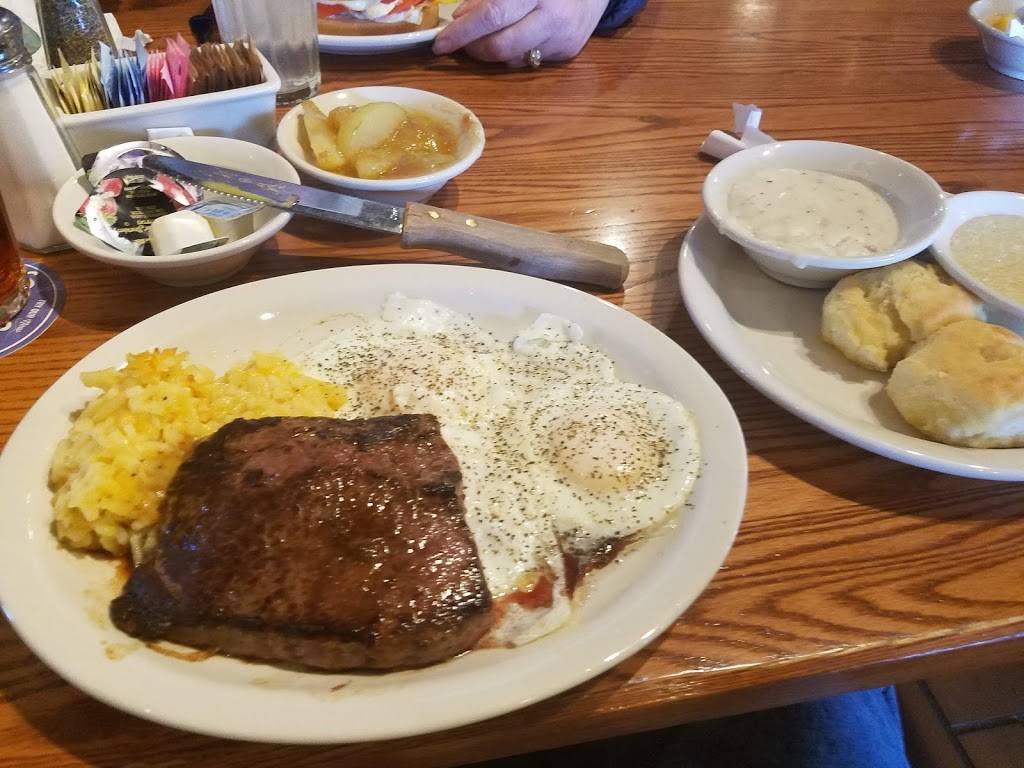 Cracker Barrel Old Country Store | restaurant | 1101 Charleston Ave E, Mattoon, IL 61938, USA | 2172349091 OR +1 217-234-9091