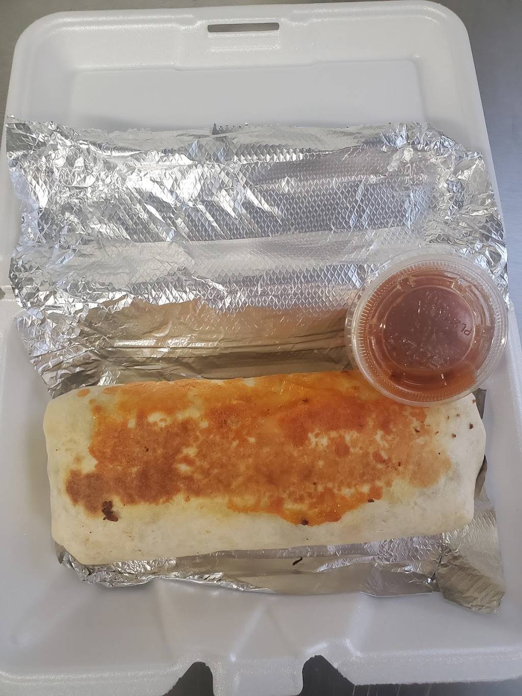 Pupuseria Elias | restaurant | 1218 S Getty St, Muskegon, MI 49442, USA | 2313298901 OR +1 231-329-8901