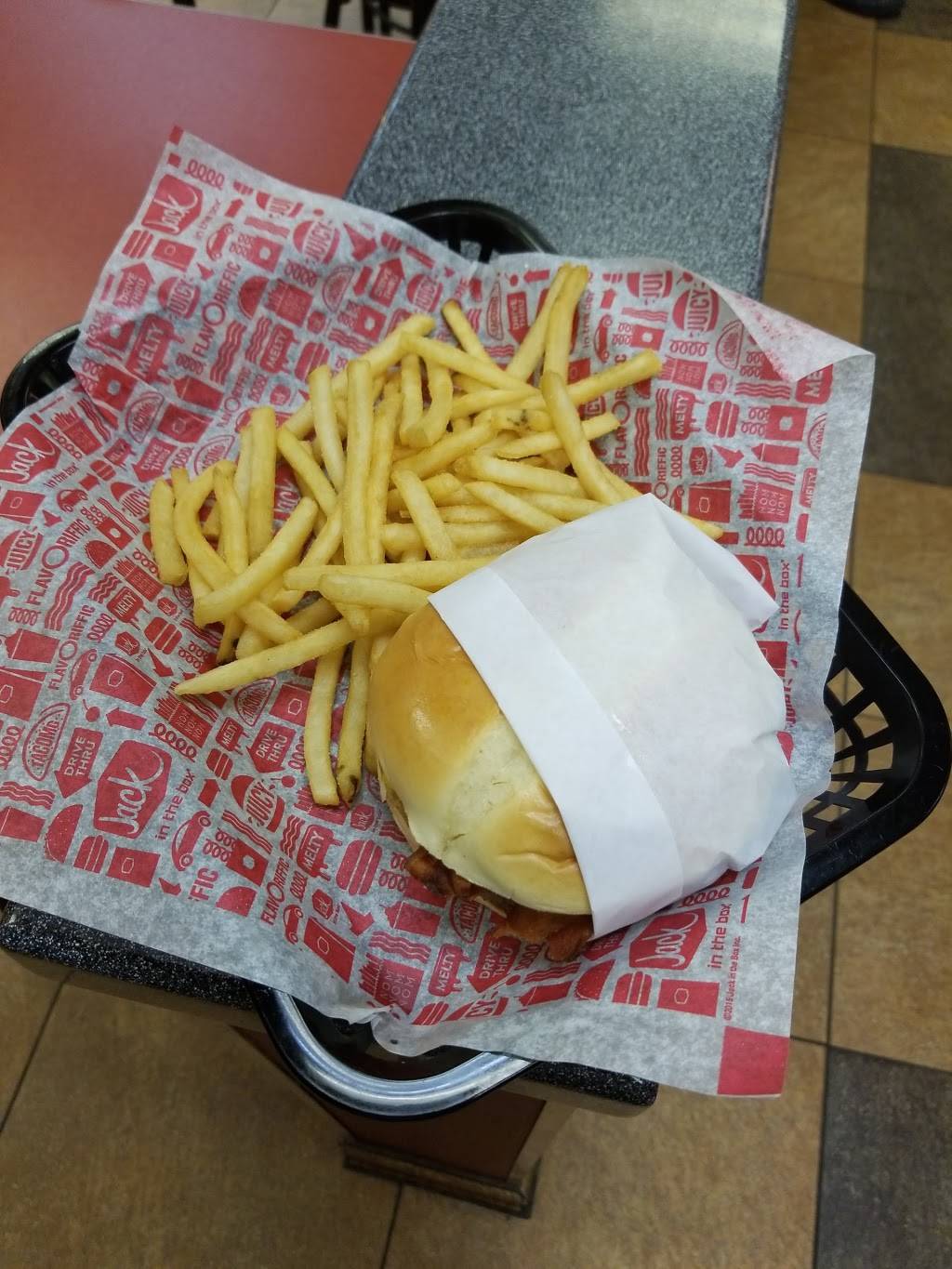 Jack in the Box | restaurant | 20209 N 59th Ave, Glendale, AZ 85308, USA | 6233623564 OR +1 623-362-3564