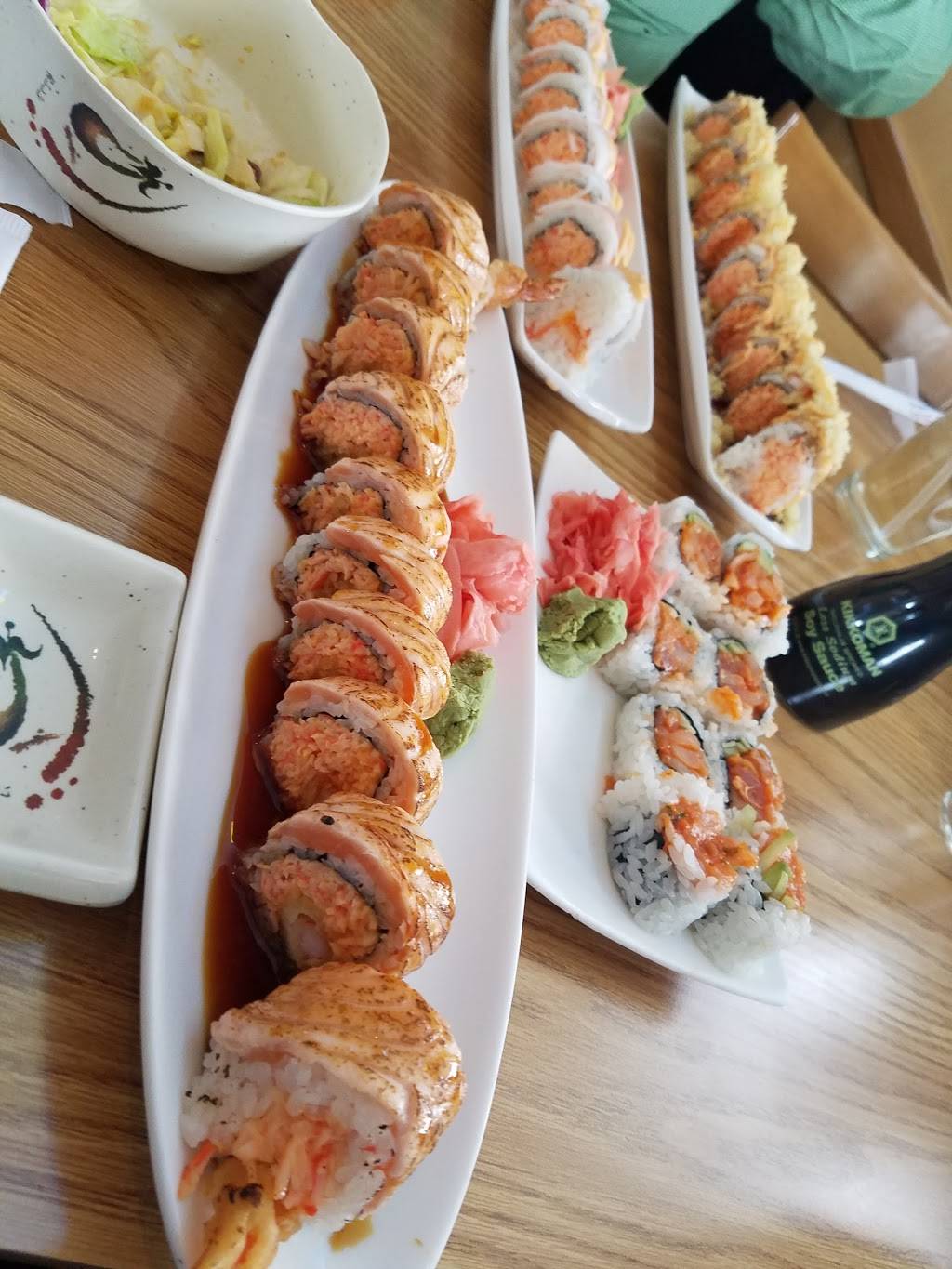 Oishii Sushi | restaurant | 2810 Taylorsville Rd, Louisville, KY 40205, USA | 5023653474 OR +1 502-365-3474