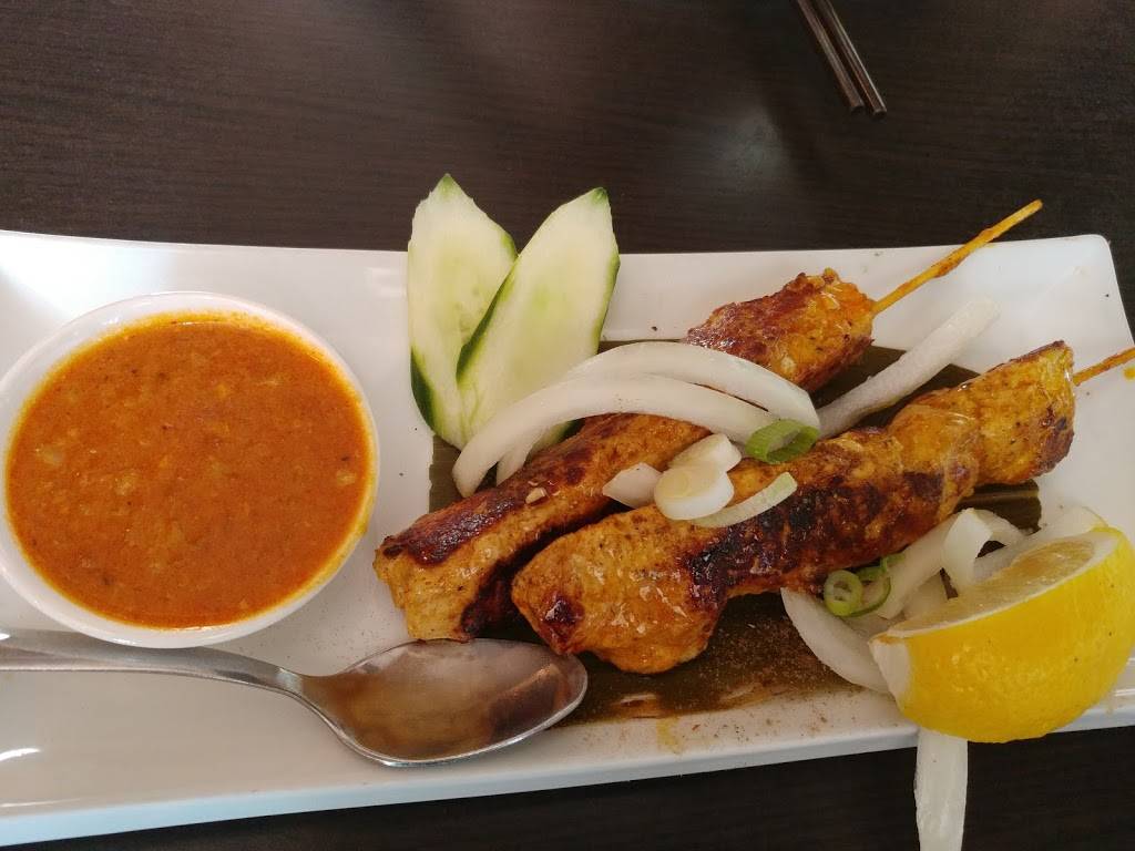 Satay On The Road | restaurant | 2003 Avenue Rd, North York, ON M5M 4A4, Canada | 4164885153 OR +1 416-488-5153