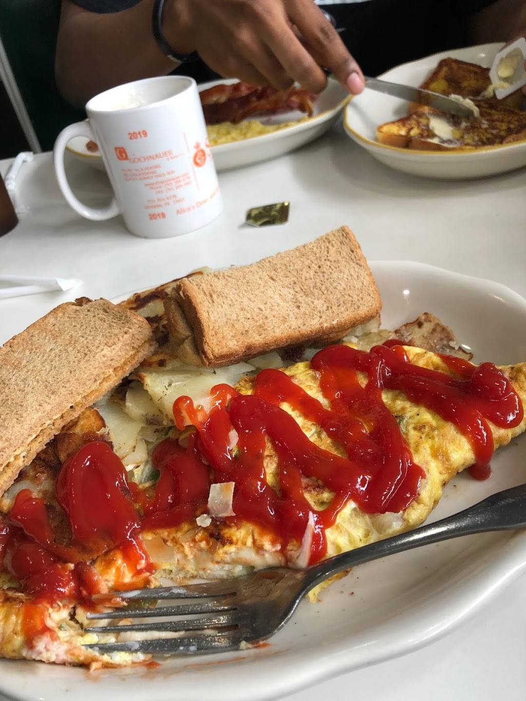 Alices Diner | restaurant | 1665 Lincoln Hwy E, Lancaster, PA 17602, USA | 7172070655 OR +1 717-207-0655