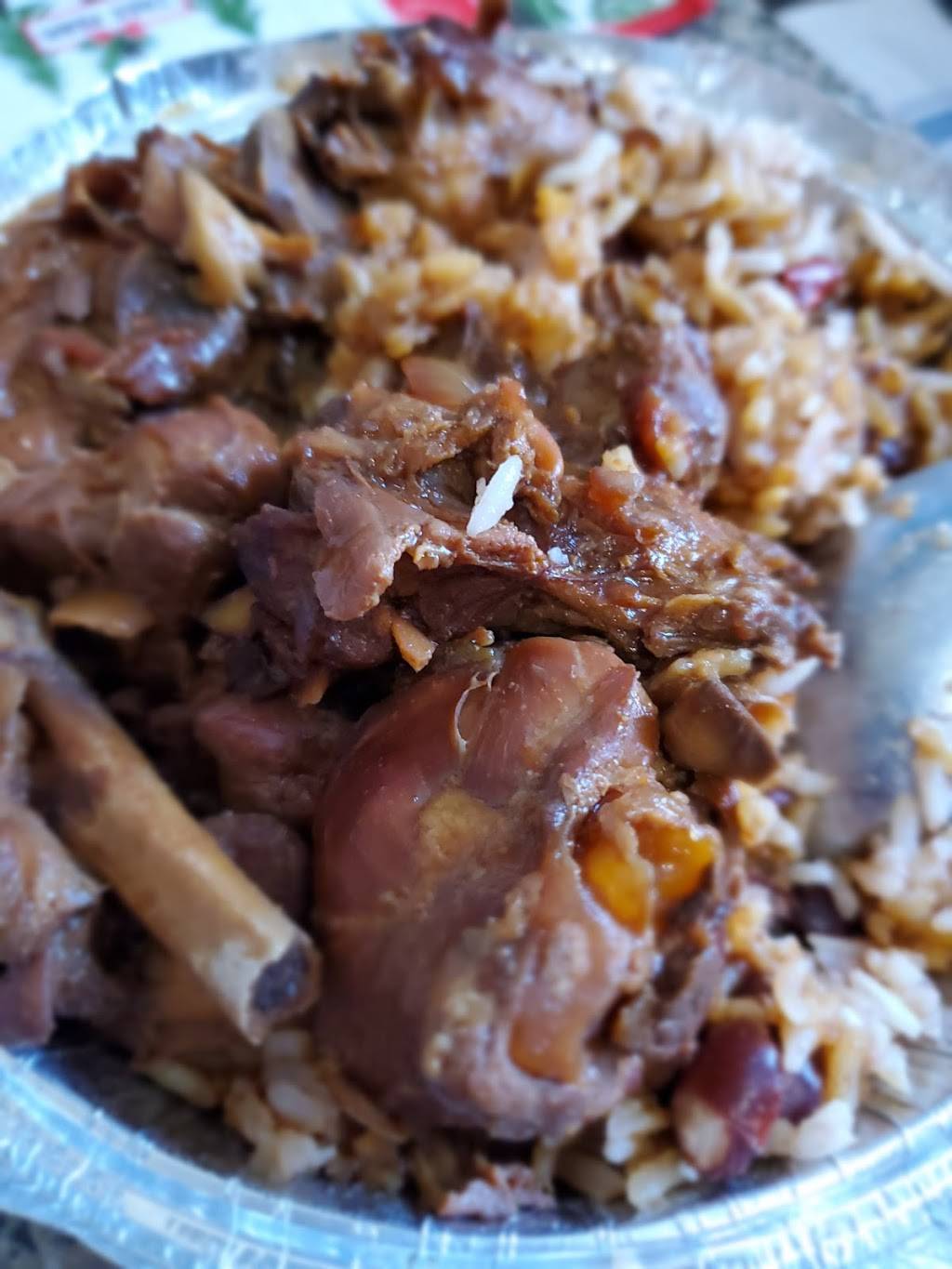 Paulette & Dannys Jamaican Restaurant | restaurant | 2119 Grand Concourse, The Bronx, NY 10453, USA | 7187086729 OR +1 718-708-6729