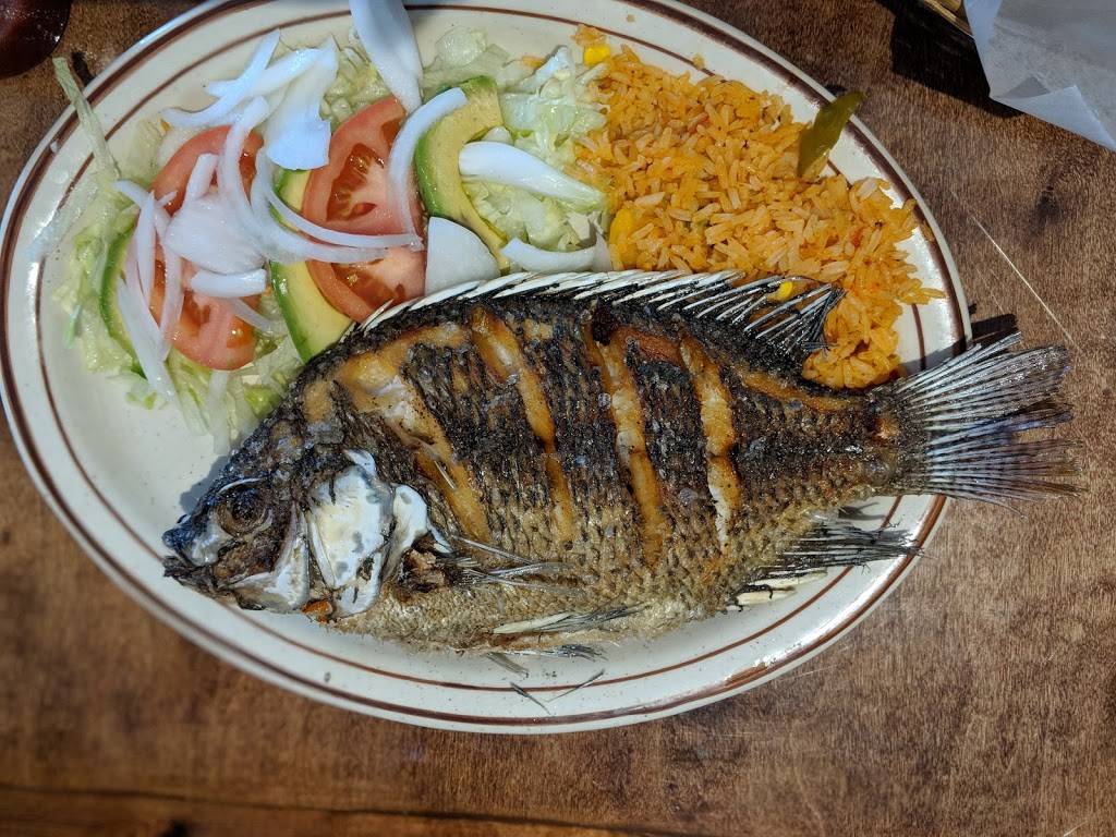 Los Cabos Cantina And Grill | restaurant | 7800 N Sommer St #106, Peoria, IL 61615, USA | 3096922710 OR +1 309-692-2710