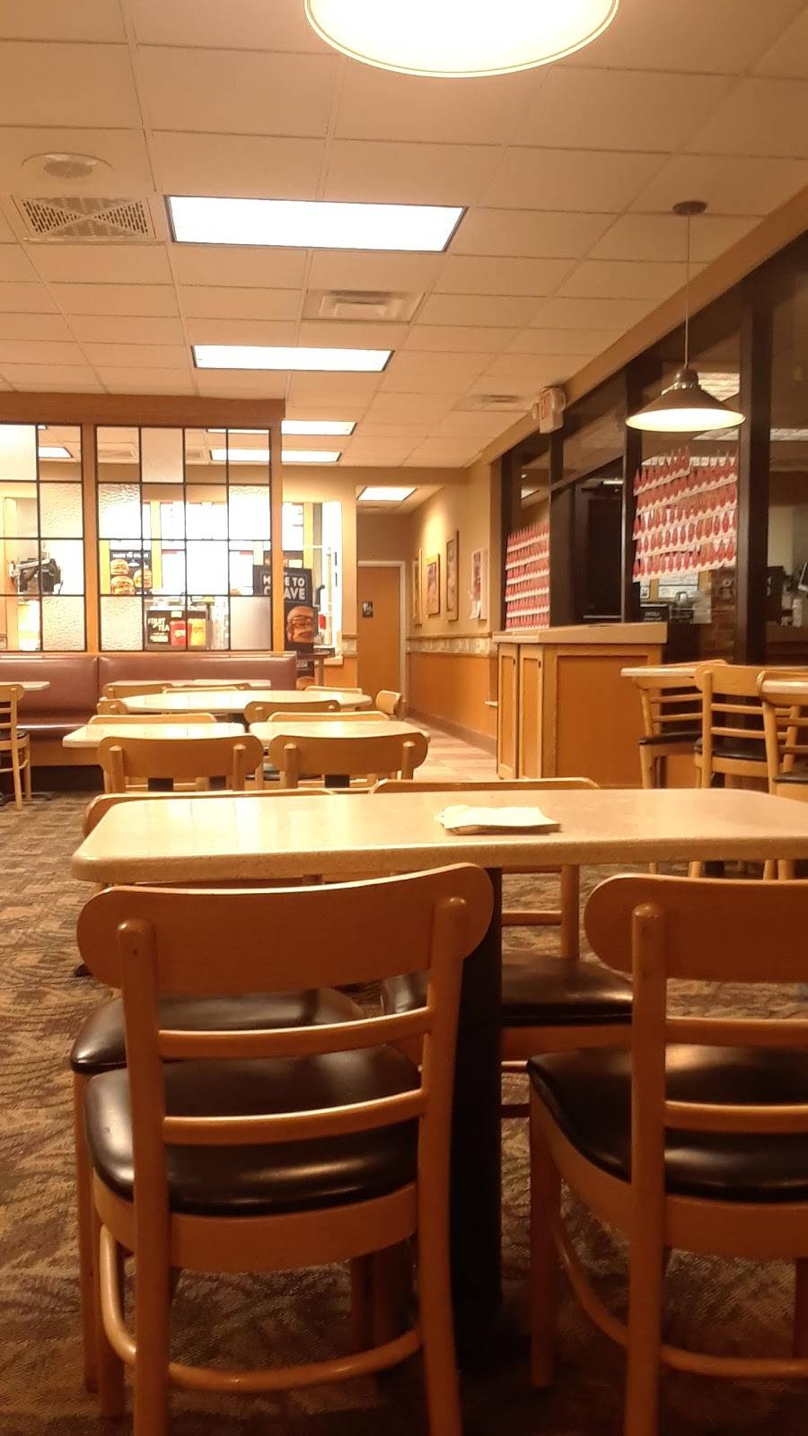 Wendys | restaurant | 1326 W Michigan St, Sidney, OH 45365, USA | 9374925696 OR +1 937-492-5696