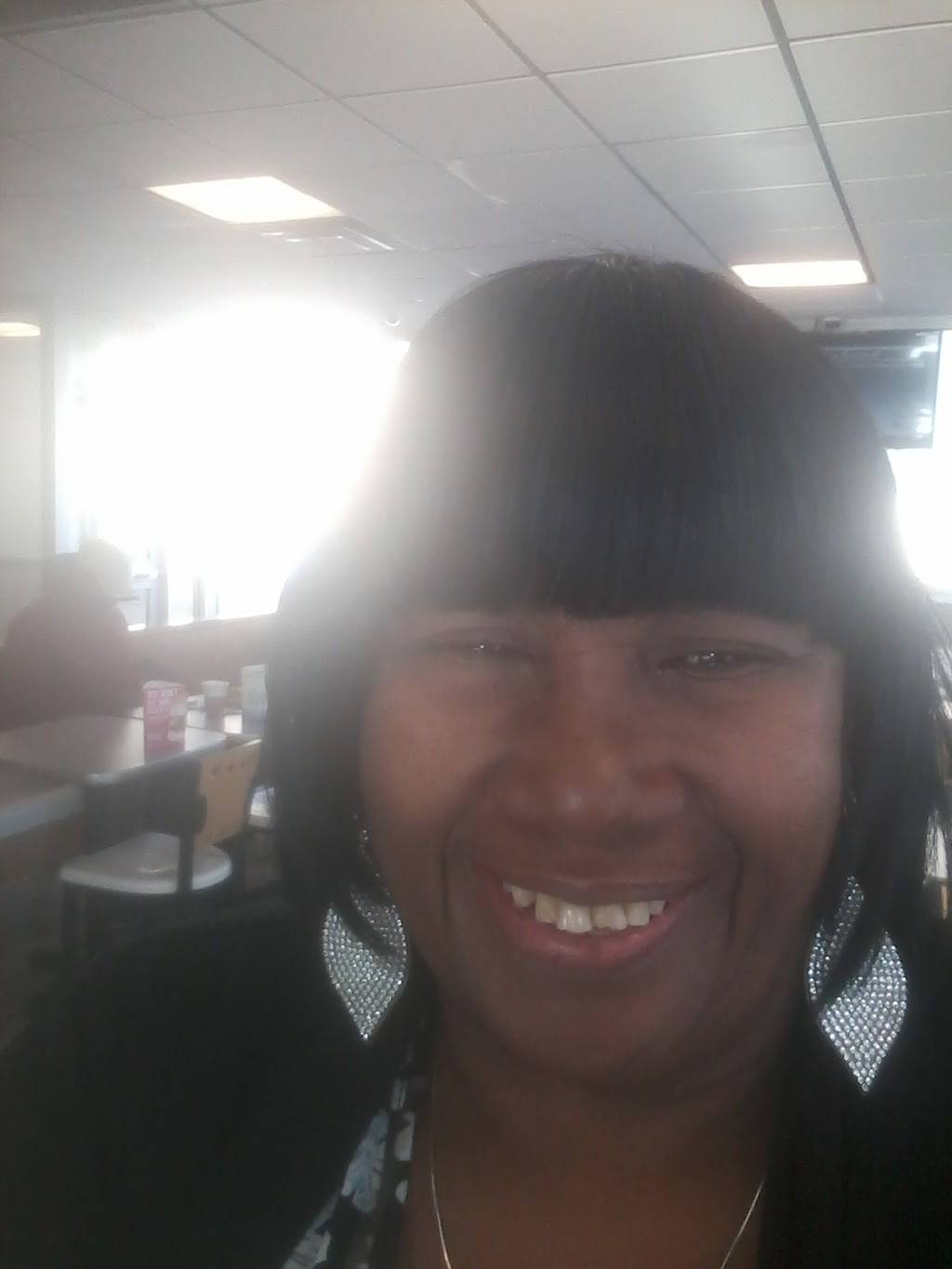 White Castle | restaurant | 3901 W Madison St, Chicago, IL 60624, USA | 7737227568 OR +1 773-722-7568