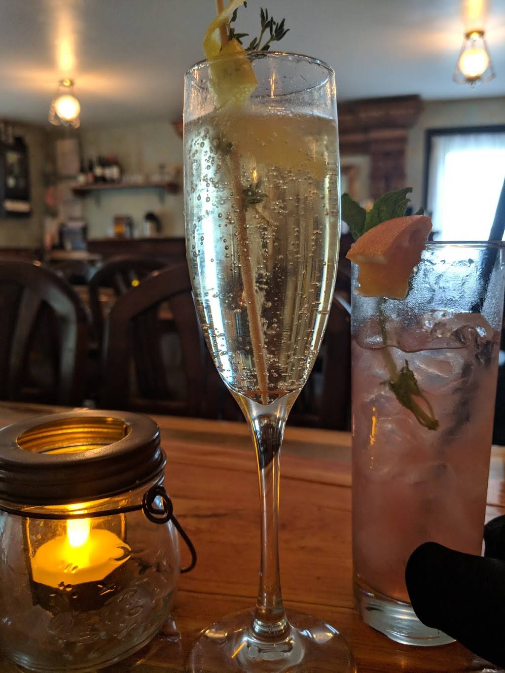 The Dean Public House | restaurant | 412 Nevava St, Hot Sulphur Springs, CO 80451, USA | 8009233690 OR +1 800-923-3690