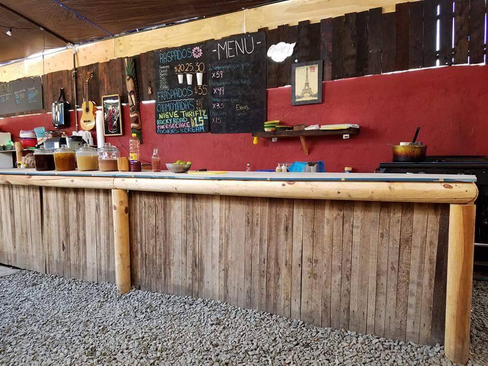 Hawiwi Snackbar | restaurant | Zona Centro, 22800 Ensenada, B.C., Mexico | 016461022581 OR +52 646 102 2581