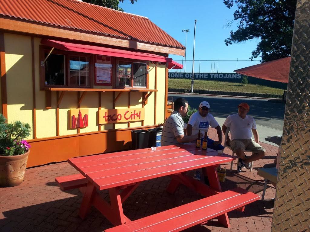 Taco City, The Taco Truck | restaurant | 6238 SW Capitol Hwy, Portland, OR 97239, USA | 5039970316 OR +1 503-997-0316