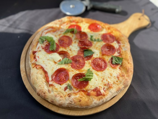 Le Pizza Sweet Station | restaurant | 1891 N Winnebago Ave, Chicago, IL 60647, USA | 7736827255 OR +1 773-682-7255