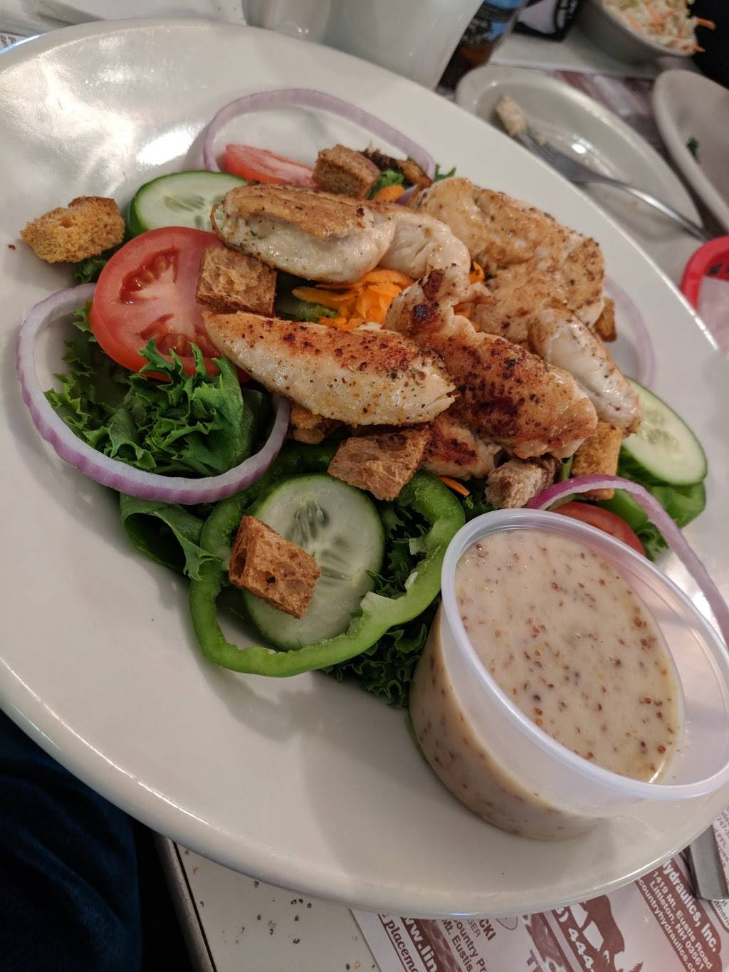 Munroes Family Restaurant | restaurant | 633 US-3, Twin Mountain, NH 03595, USA | 6038465542 OR +1 603-846-5542