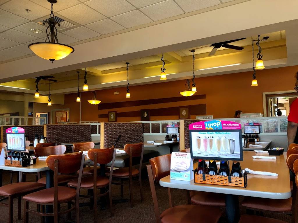 IHOP | bakery | 1002 Sutherland Dr, Pittsburgh, PA 15205, USA | 4128590282 OR +1 412-859-0282