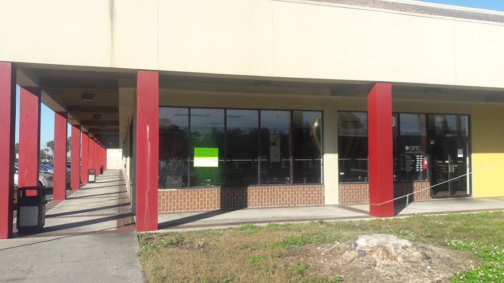 Sazons buffet and grill | restaurant | 701 W Lancaster Rd, Orlando, FL 32809, USA | 4074135219 OR +1 407-413-5219