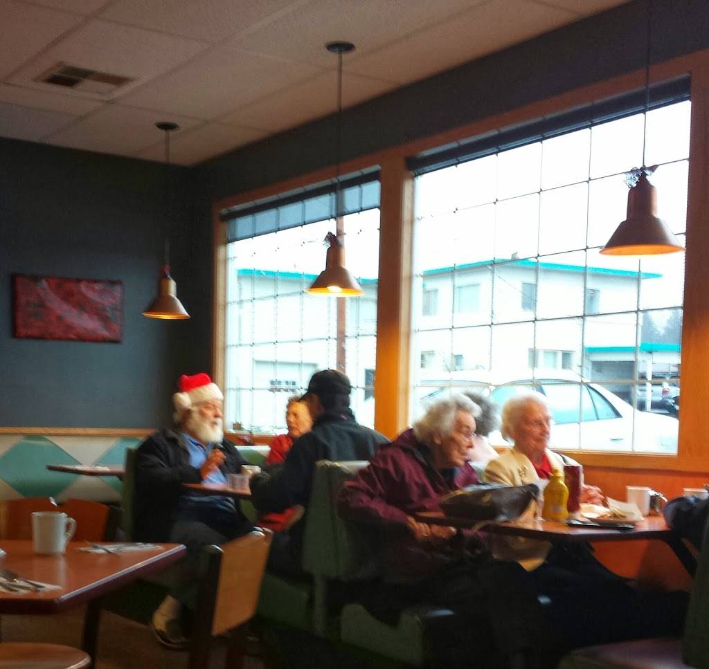 San Juan Lanes Bar & Grill | restaurant | 2821 Commercial Ave, Anacortes, WA 98221, USA | 3602937500 OR +1 360-293-7500