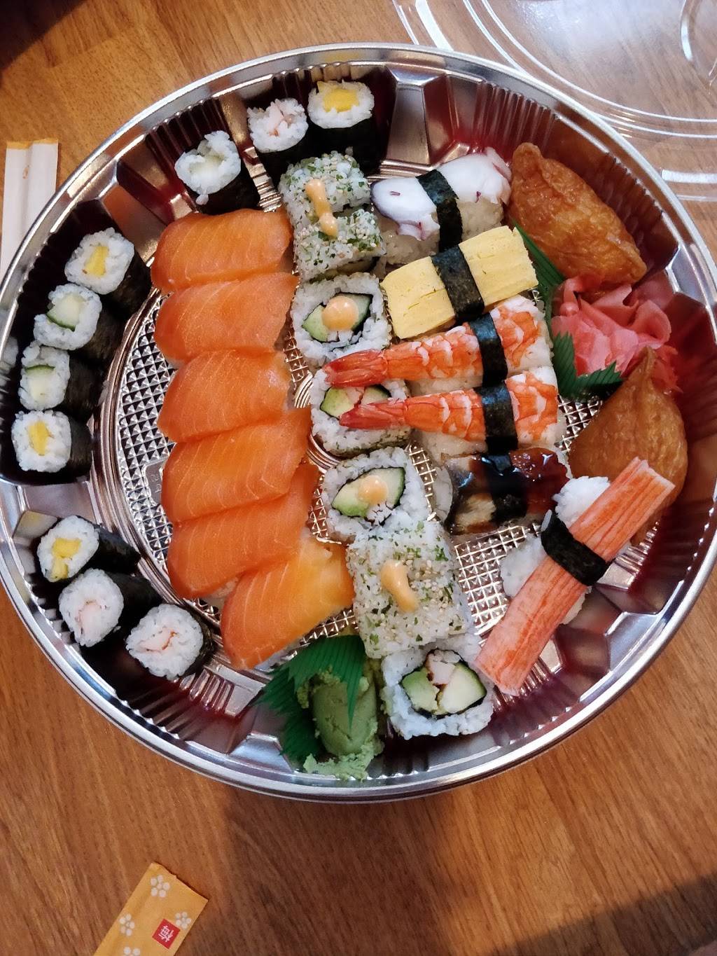 Banzai Sushi | restaurant | 300 John St, Thornhill, ON L3T 5W4, Canada | 9057718093 OR +1 905-771-8093