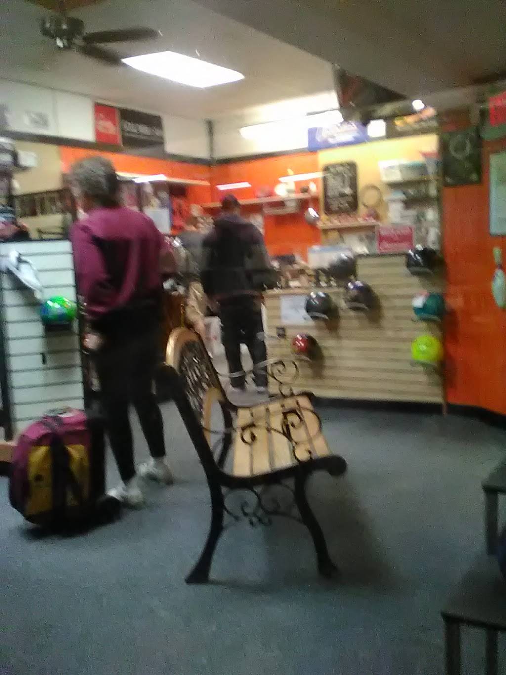 World of Sports | restaurant | 2030 Bill Tuck Hwy, South Boston, VA 24592, USA | 4345722695 OR +1 434-572-2695