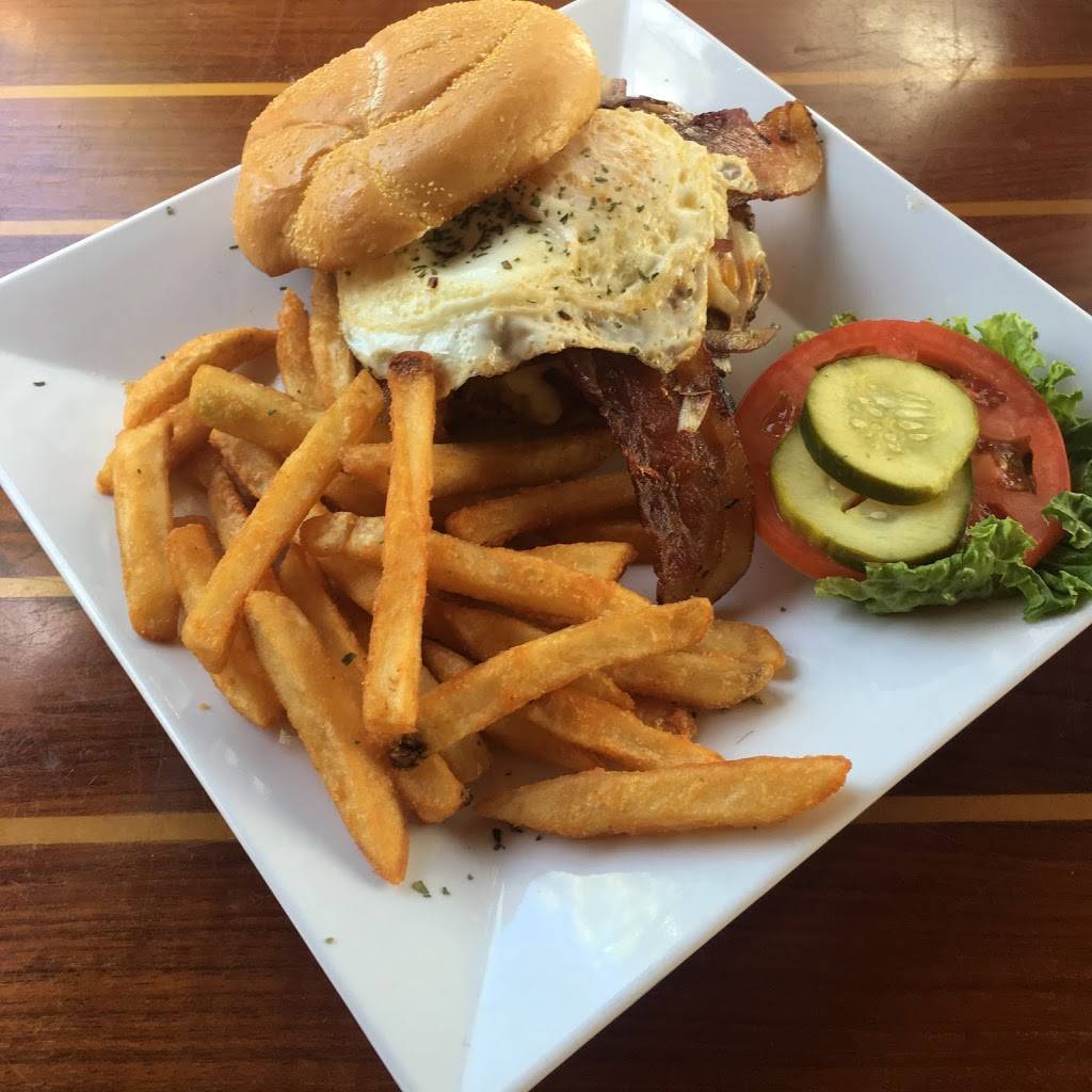 Lighthouse Tiki Bar & Grill | restaurant | 1051 Fifth St, Fort Myers Beach, FL 33931, USA | 2394639392 OR +1 239-463-9392