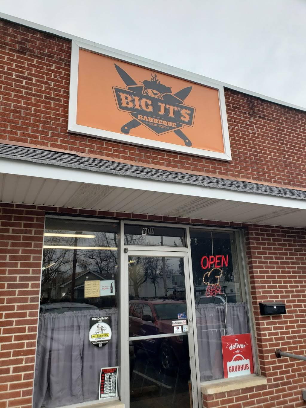 Big JTs BBQ | restaurant | 300 Hope Ave, Columbus, IN 47201, USA | 8127996282 OR +1 812-799-6282