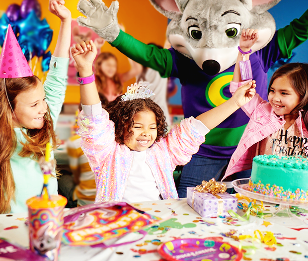 Chuck E. Cheese | restaurant | 5300 San Dario Ave Ste. 2205, Laredo, TX 78041, USA | 9567291270 OR +1 956-729-1270