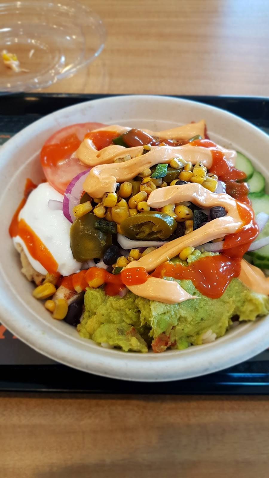 Harveys | restaurant | 1 Henderson Dr, Aurora, ON L4G 4J7, Canada | 9057277918 OR +1 905-727-7918