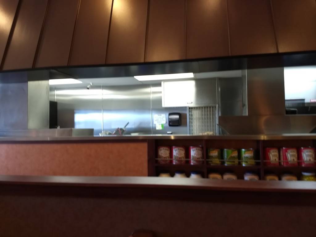 Penn Station East Coast Subs | meal takeaway | 8887 High Pointe Dr Suite I, Newburgh, IN 47630, USA | 8124017366 OR +1 812-401-7366