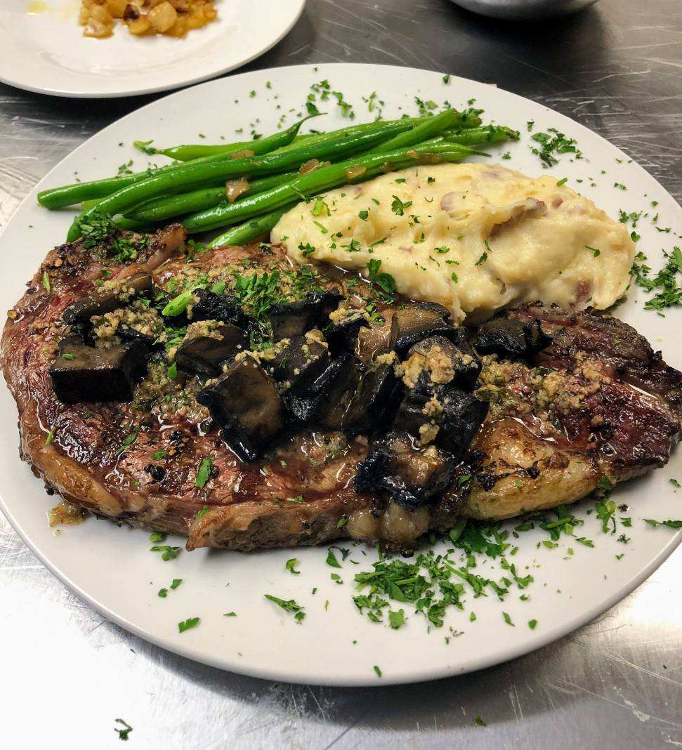The Steakhouse on Whitemarsh Island | restaurant | 4700 US-80 E SUITE P, Savannah, GA 31410, USA | 9127777907 OR +1 912-777-7907