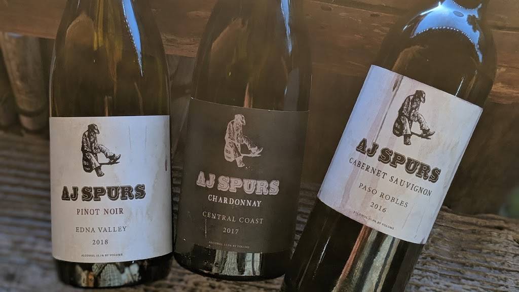 A J Spurs Saloon & Dining Hall | restaurant | 350 E Hwy 246, Buellton, CA 93427, USA | 8056861655 OR +1 805-686-1655