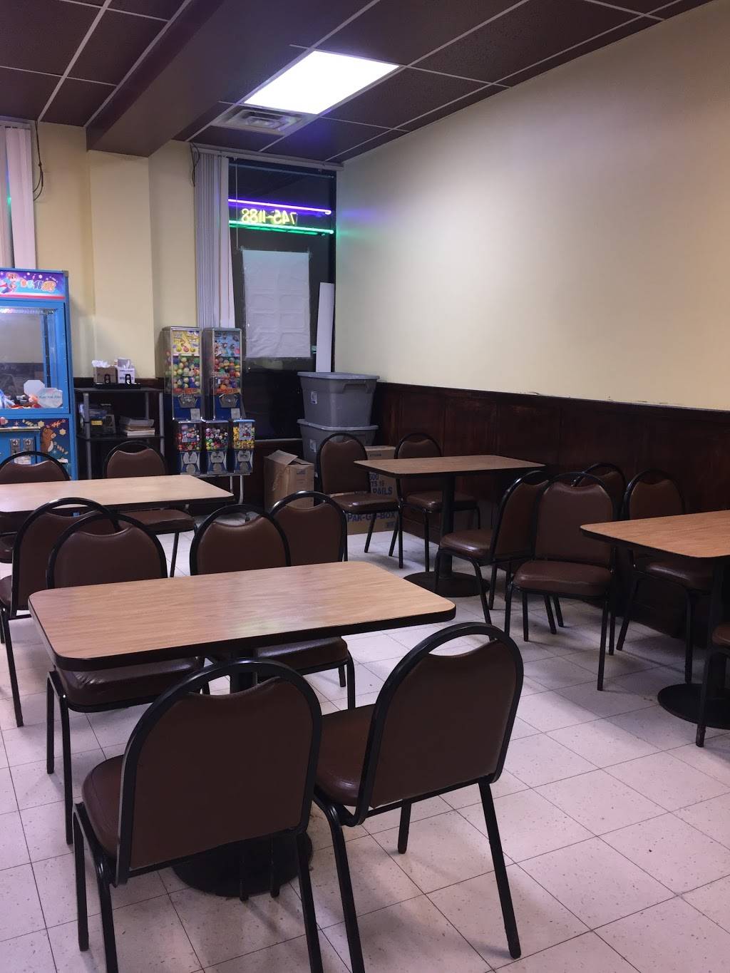 Lucky | Chinese Restaurant | meal delivery | 10841 Hull Street Rd, Midlothian, VA 23112, USA | 8047451188 OR +1 804-745-1188